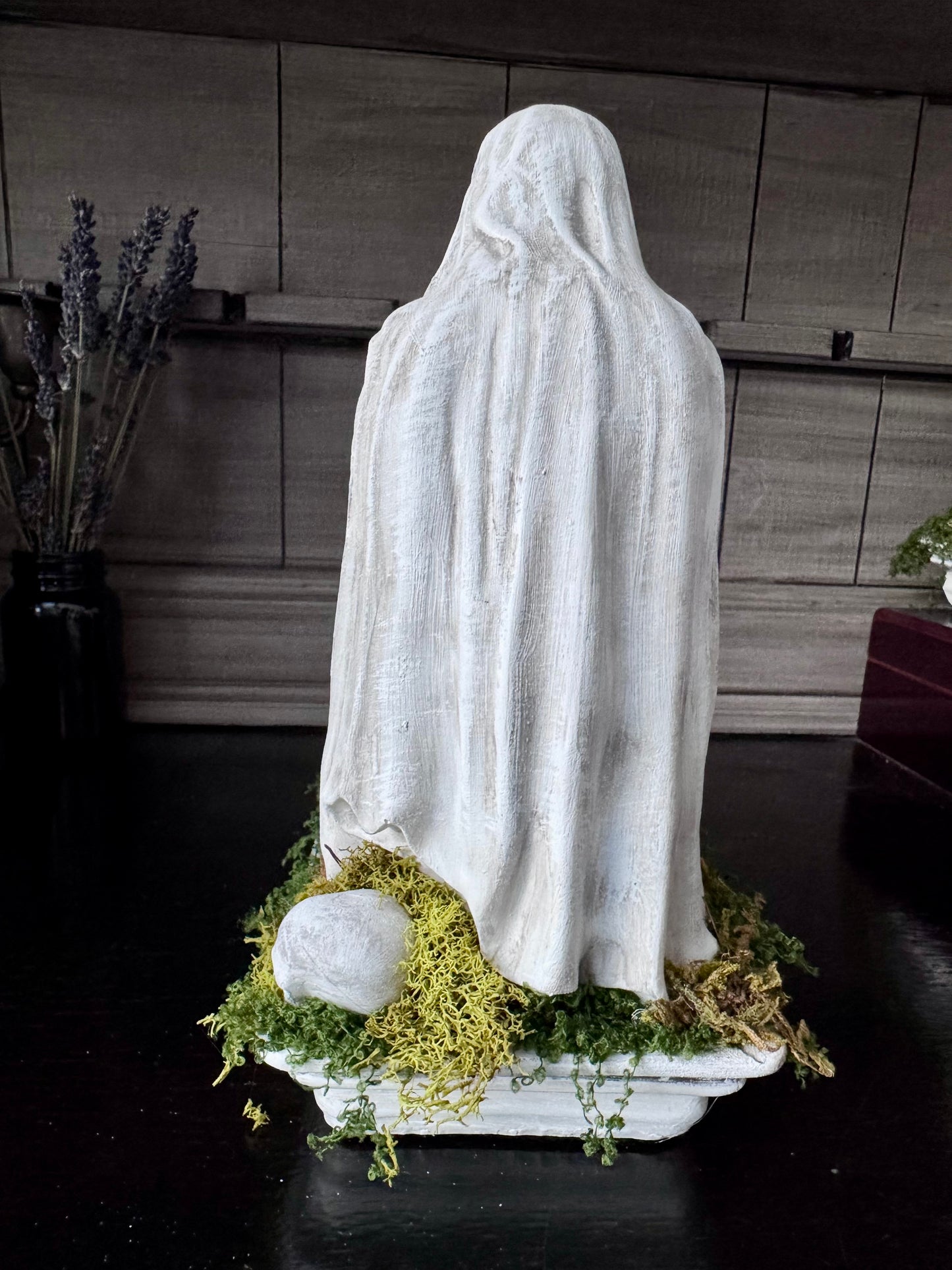 Lady in a Veil Statue with Skull