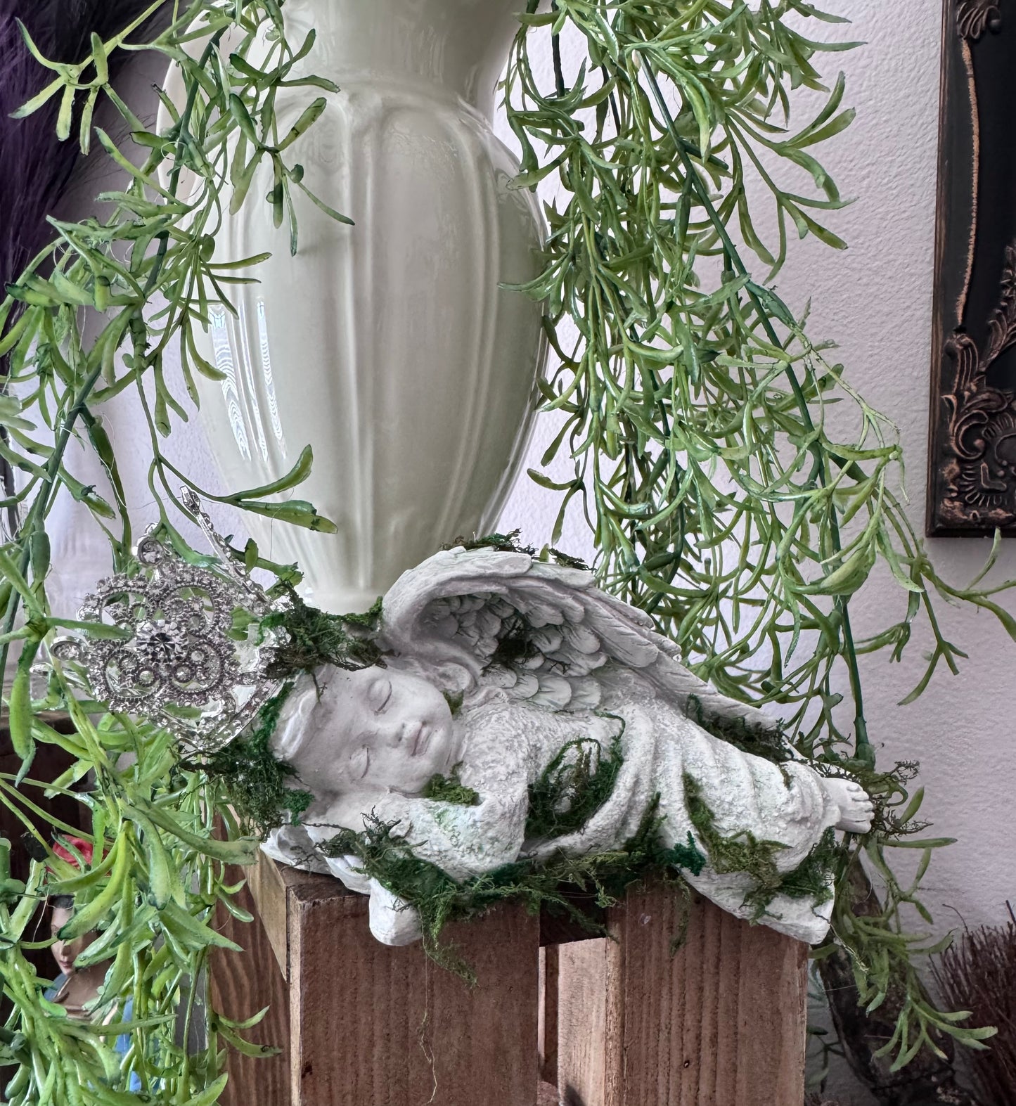 Sleeping Angel Shelf Sitter with Crown