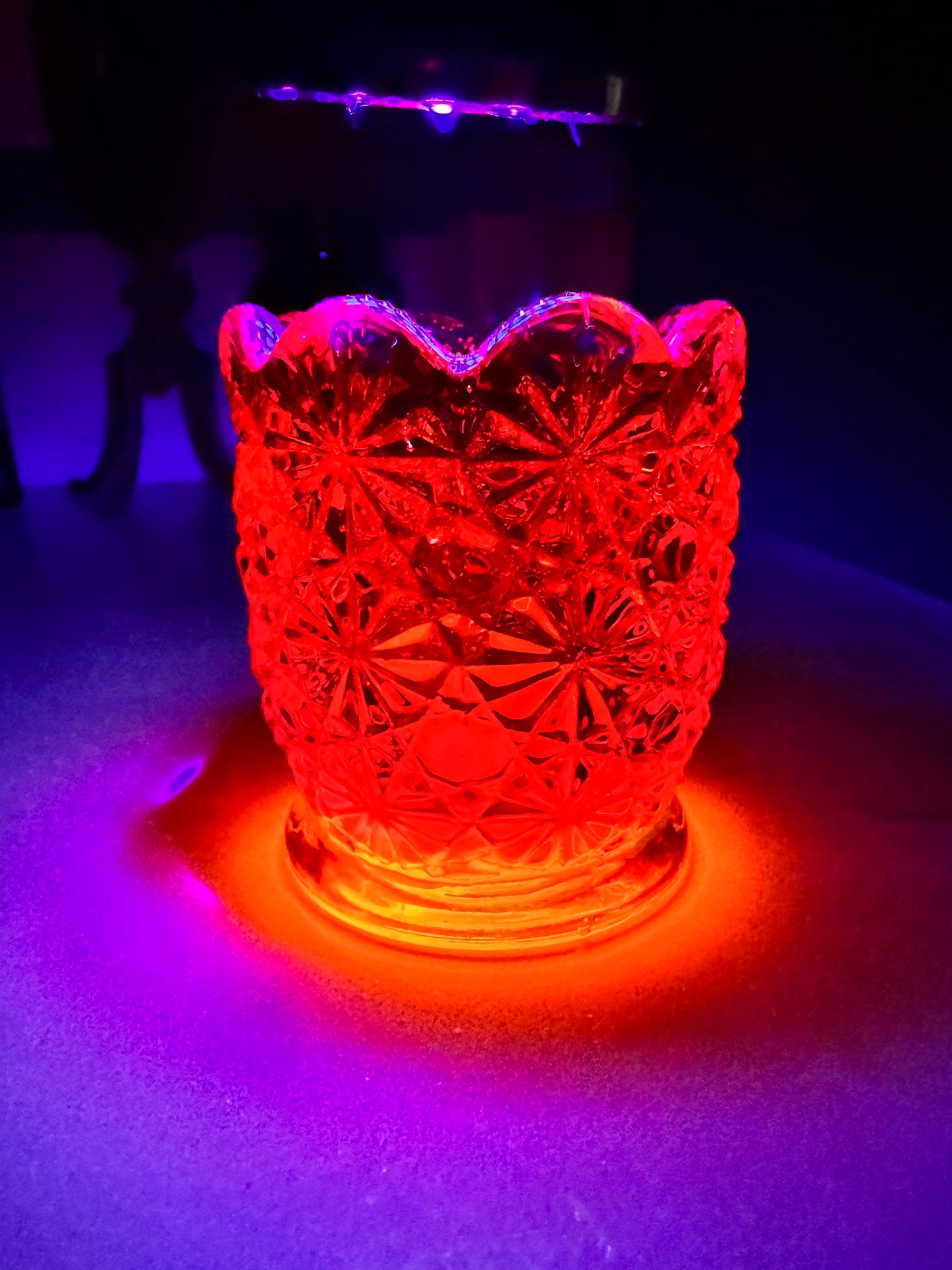 LE Smith Dasiey & Smith Toothpick Holder