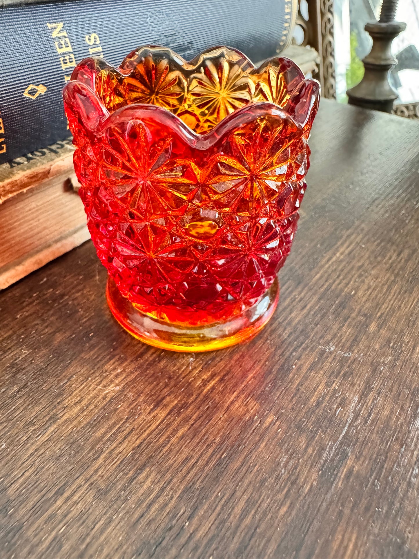 LE Smith Dasiey & Smith Toothpick Holder