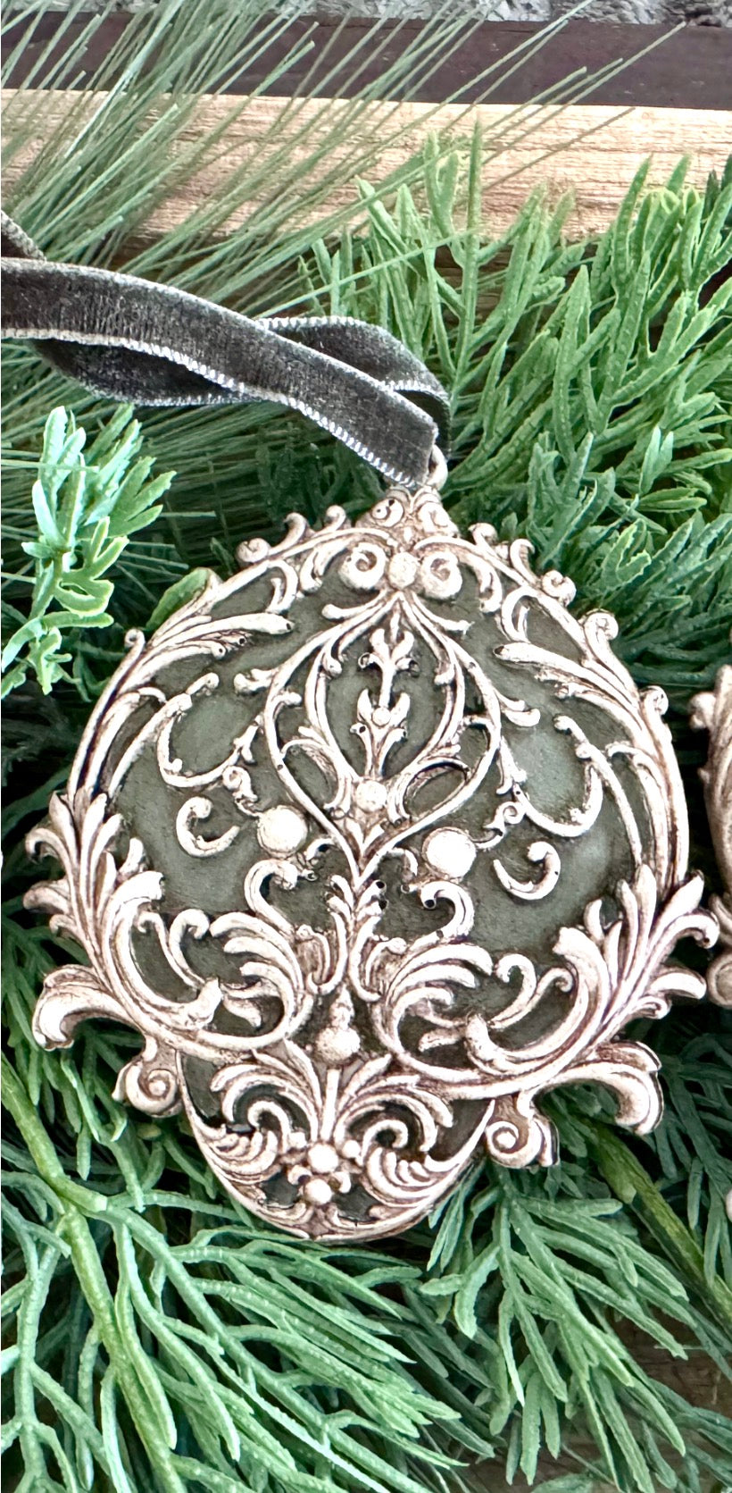 French Style Christmas Ornaments (5 color options available)