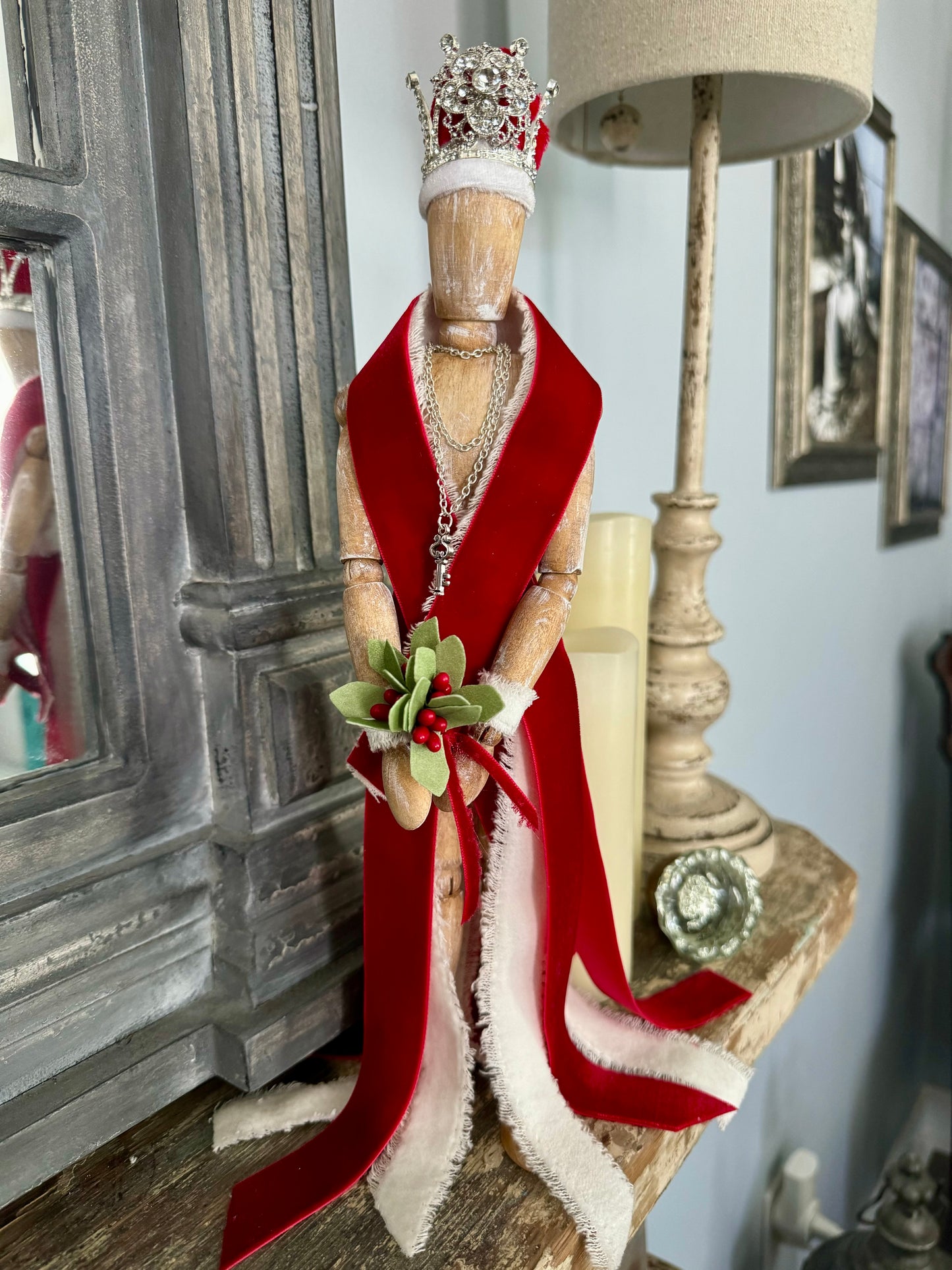 Santa and Mrs Claus Mannequin