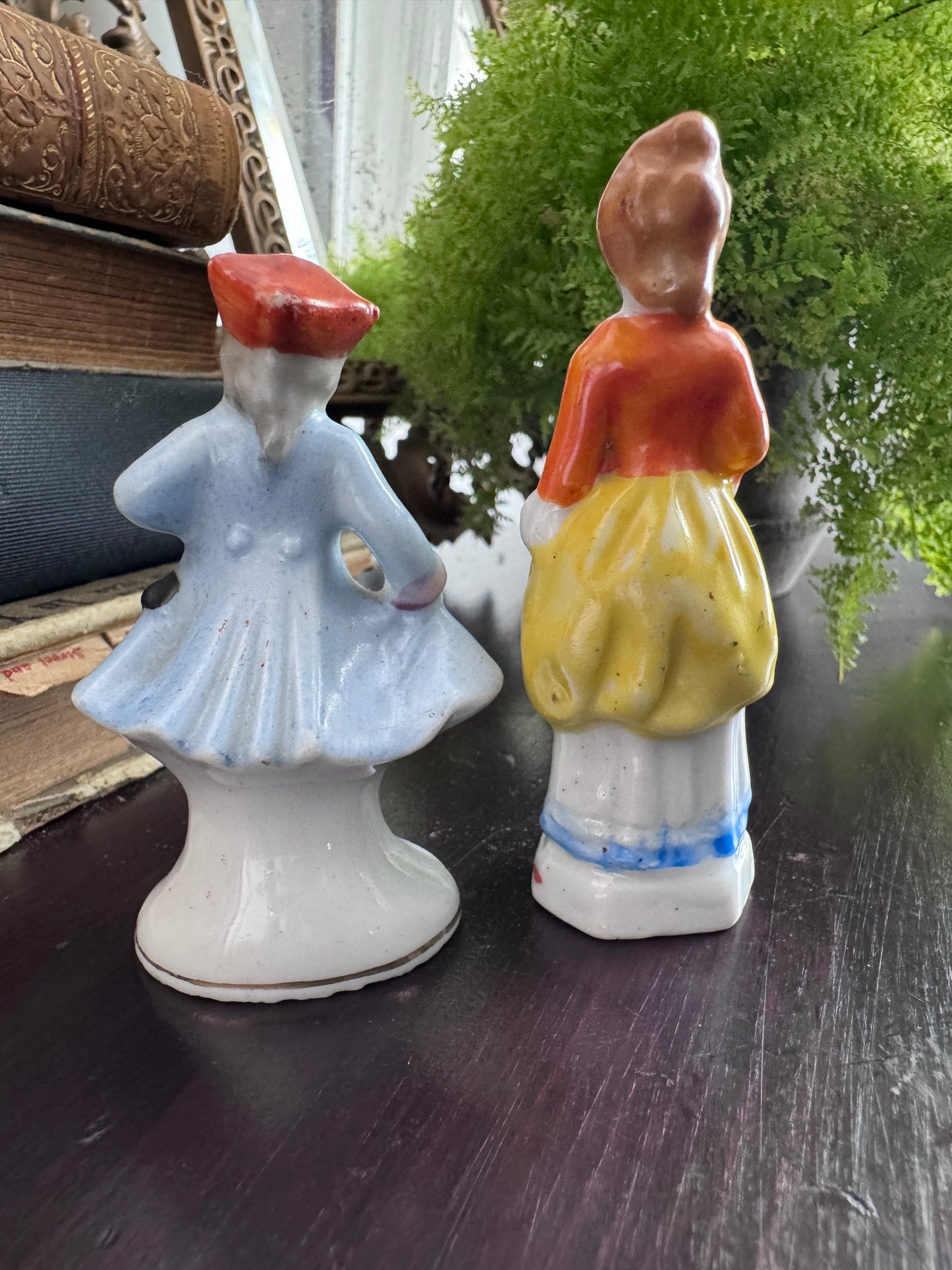 Porcelain Figures Set of 2