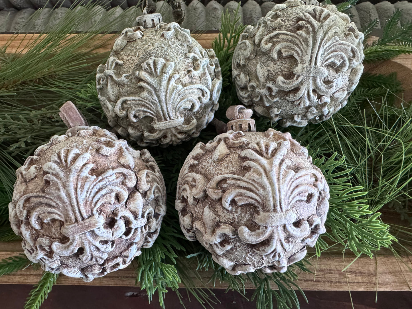 Fleur de Lis Ornament