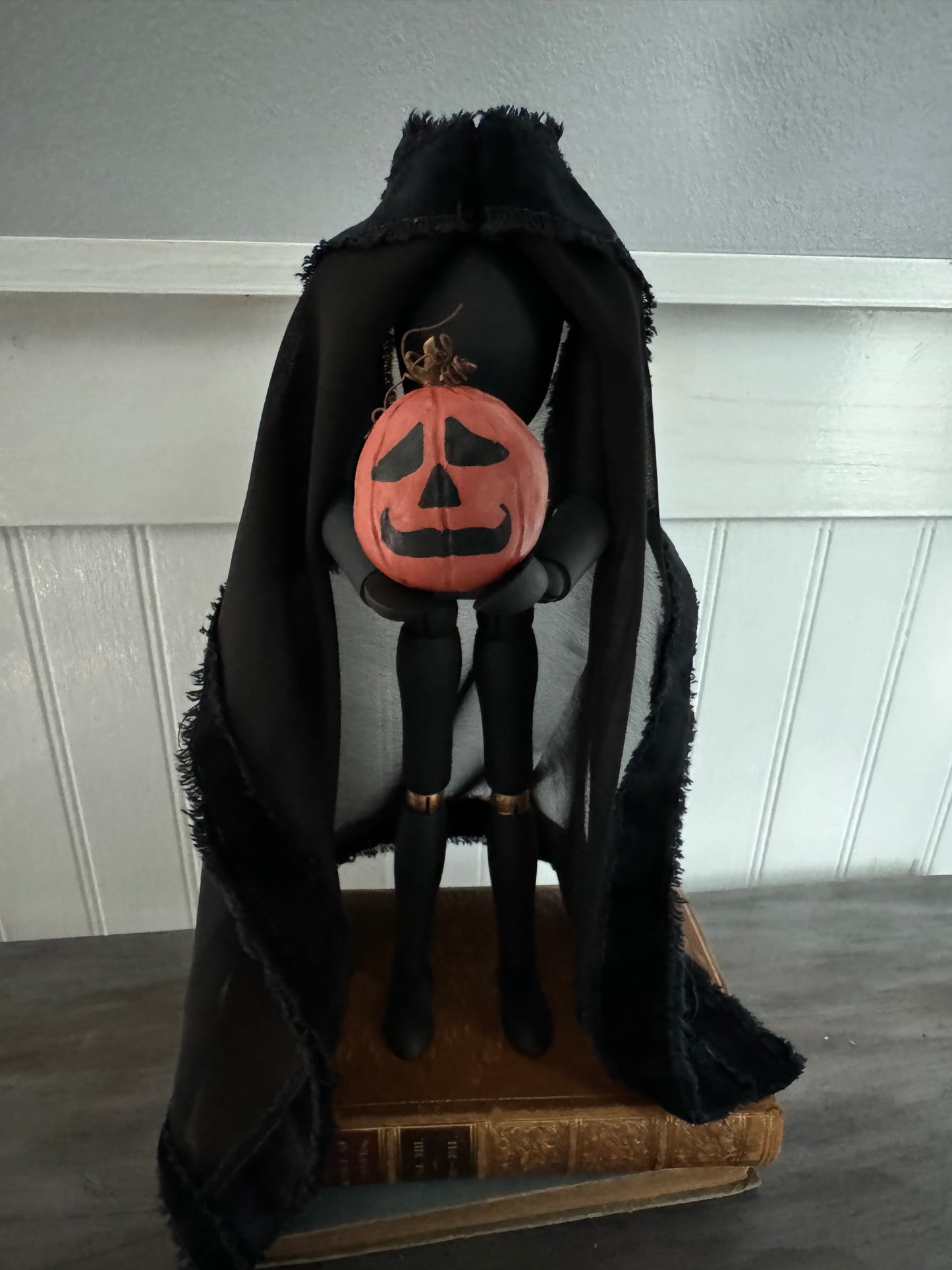 Headless Horseman Artist Mannequin