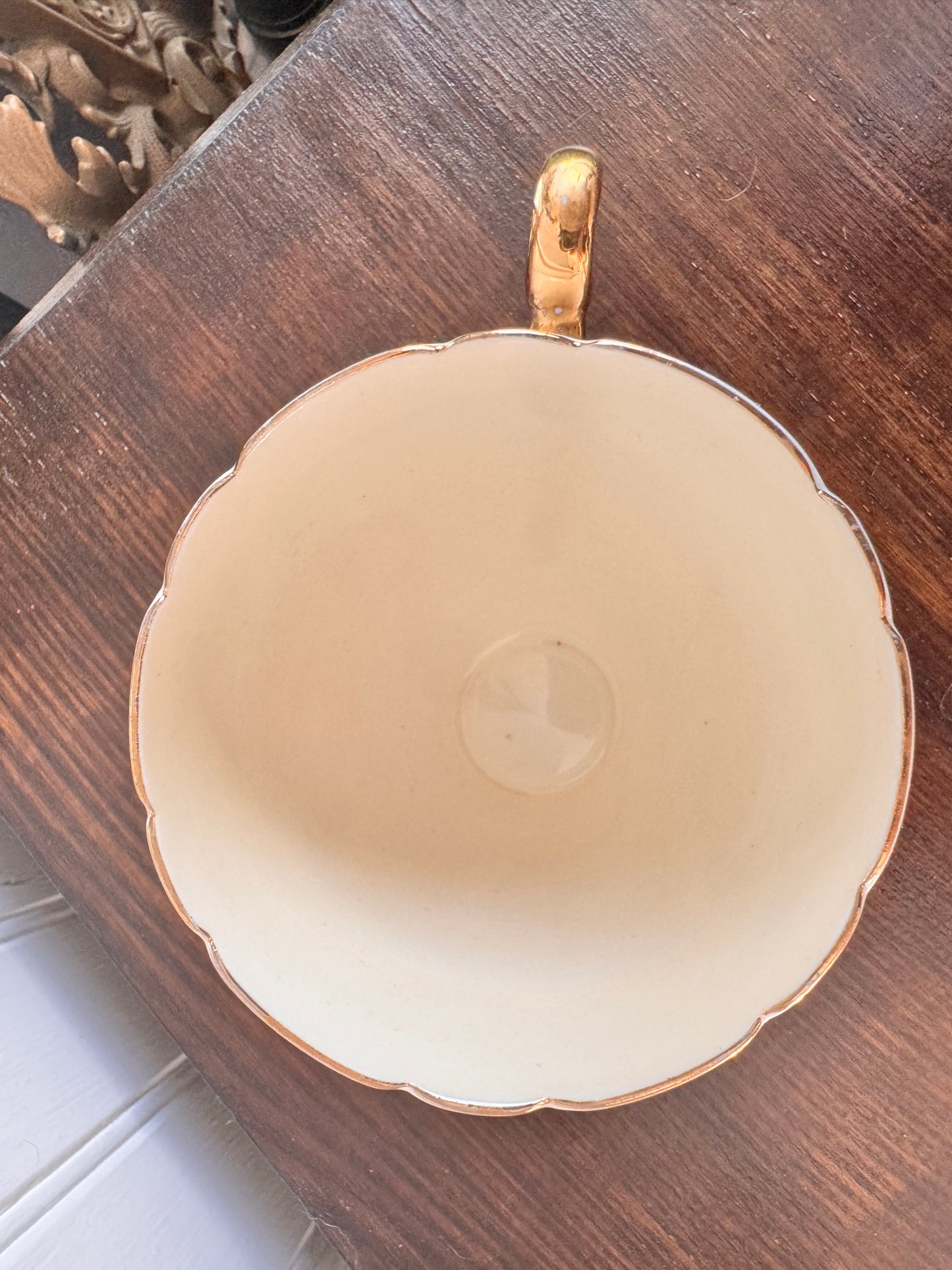 Shelly England Signed Tea cup