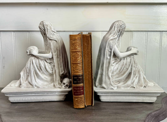 Lady in a Veil Statue with Skull