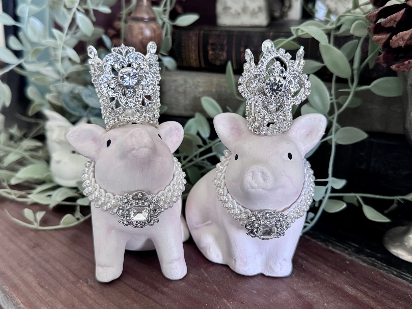 Pigs with Crowns