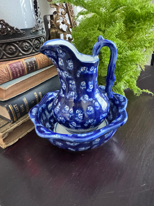 Ceramic Wash Basin and Pitcher Set