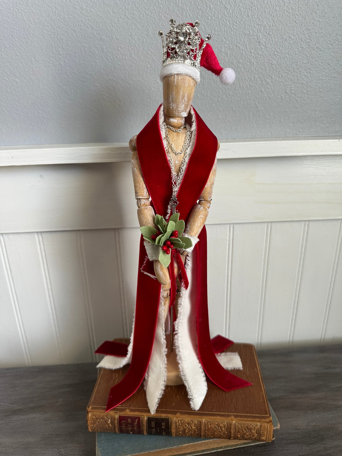 Santa and Mrs Claus Mannequin