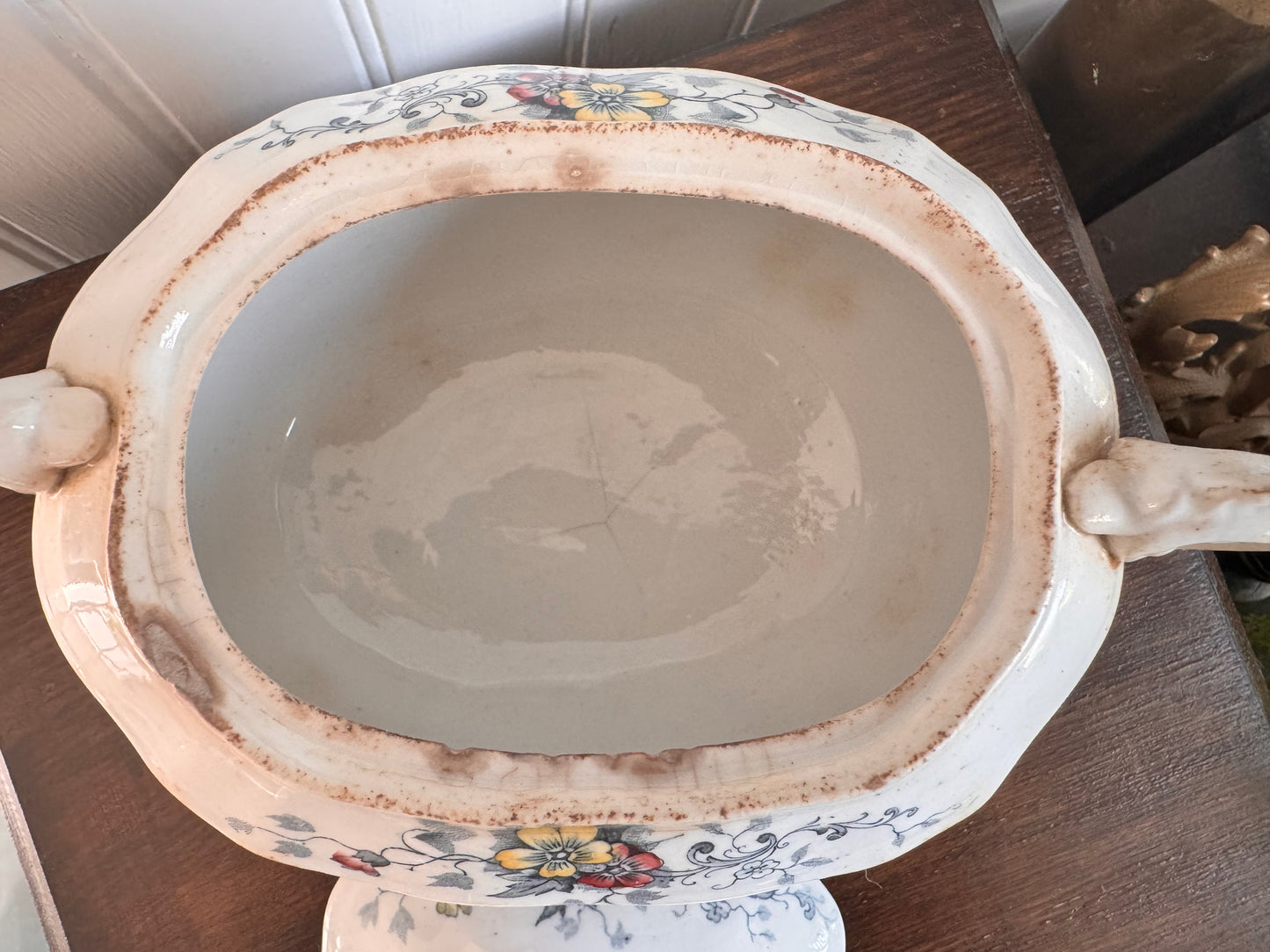 JH Wetherby & Sons Sugar Bowl & Creamer Set