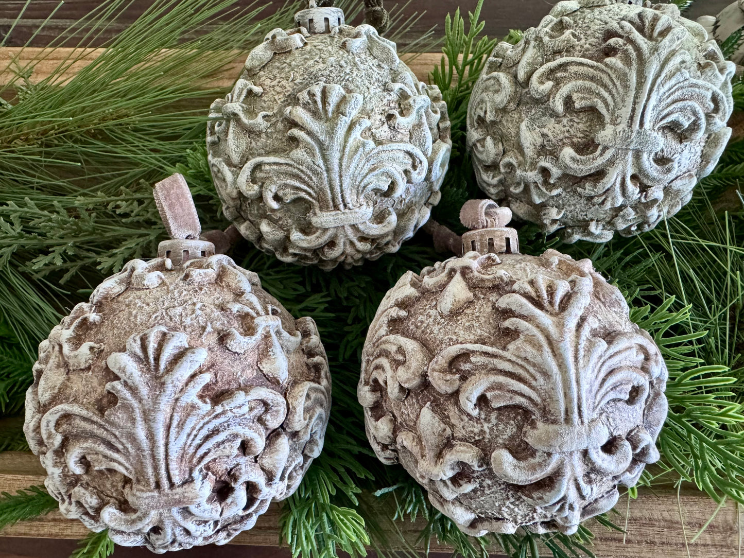 Fleur de Lis Ornament