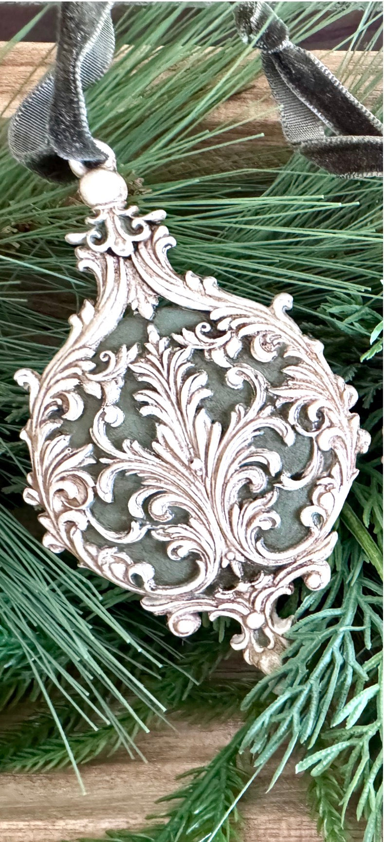 French Style Christmas Ornaments (5 color options available)